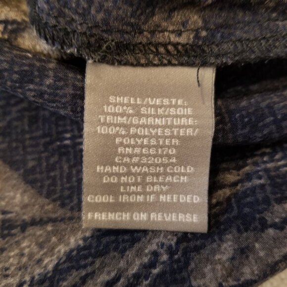 Sparkle & Fade Silk Top Navy Blue Floral Print XSmall V-Neck Tee Mesh/Sheer - Picture 4 of 10